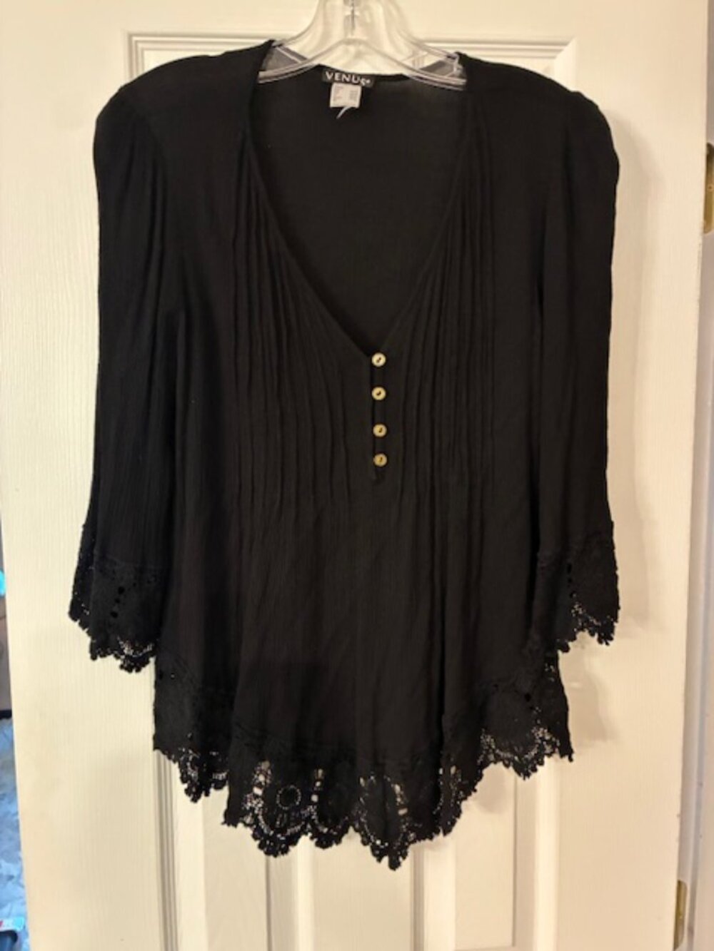 Venus Women's Black Crochet Lace Pleats Size L Fairy Goth Romantic Boho Top Rock